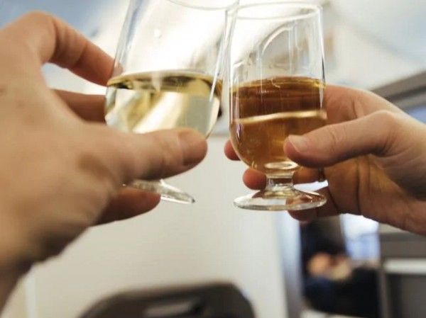 flight_no drink_001.jpg