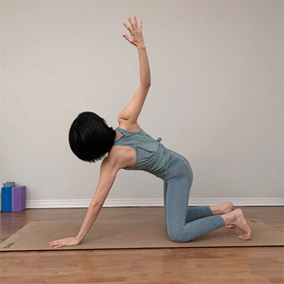 yoga_1005_03.jpg