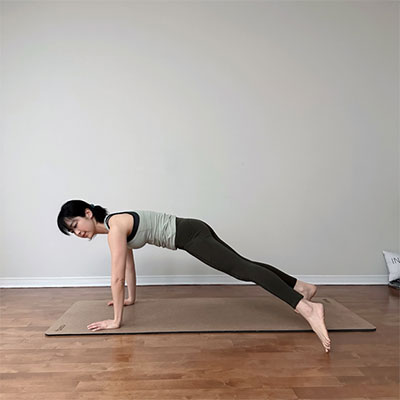 yoga_1025_04.jpg