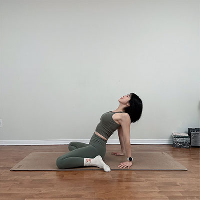 yoga_1054_04.jpg